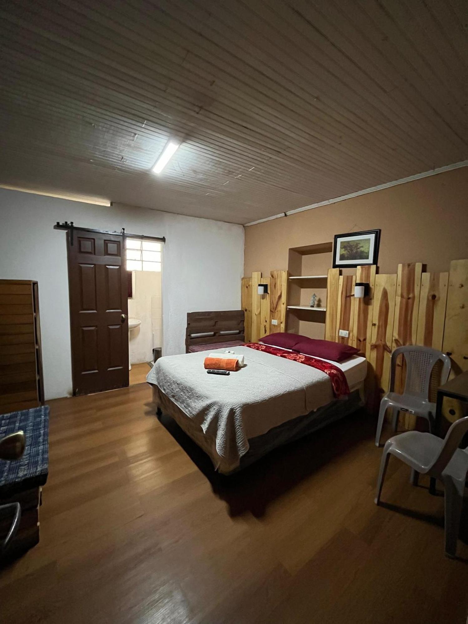 Hostal Choja Quetzaltenango Exterior photo